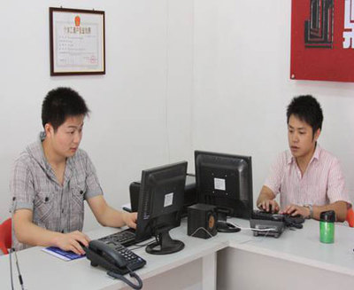 重慶房產(chǎn)中介開業(yè)熱情依舊