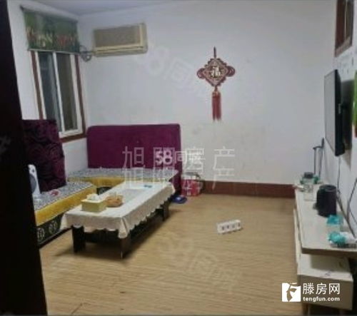 市中心 春秋閣小區多層三樓三室一廳一衛79平簡裝56萬證滿五年帶儲藏室 滕州二手房出售