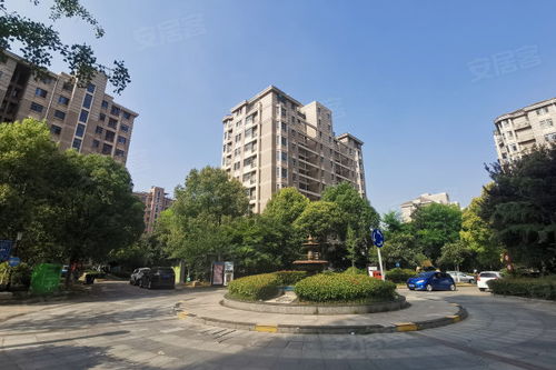 御景灣香梅街區(qū)優(yōu)點(diǎn) 不足,御景灣香梅街區(qū)怎么樣,御景灣香梅街區(qū)周邊房產(chǎn)中介經(jīng)紀(jì)人評(píng)價(jià)