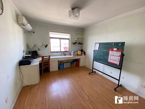 城北學區(qū),華騰西區(qū),總高11的,一梯兩戶,飛機戶型,三室兩廳兩衛(wèi),送車位儲藏室,證滿五年,有鑰匙看房 滕州二手房出售